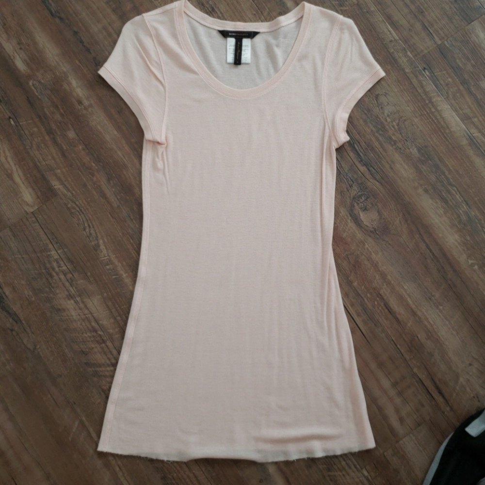 BCBG Baby pink super stretchy t-shirt